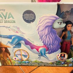 Raya and Sisu Dragon Color Splash Water Toy- brand New ! 