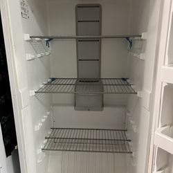 5 Ft Frostless Freezer Good Running Condition