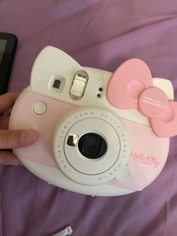 pink hello kitty polaroid