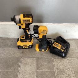 Dewalt DCF887 Cordless Impact Driver With 5ah Battery/light & Charger 