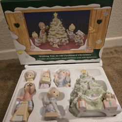 Precious Moments Christmas 