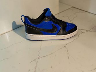 Nike Court Borough Low Sneakers (boys 4.5) - Royal Blue / Black / White