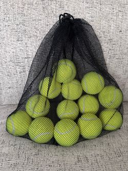 Mesh Bag of Tennis Balls (13 Count)