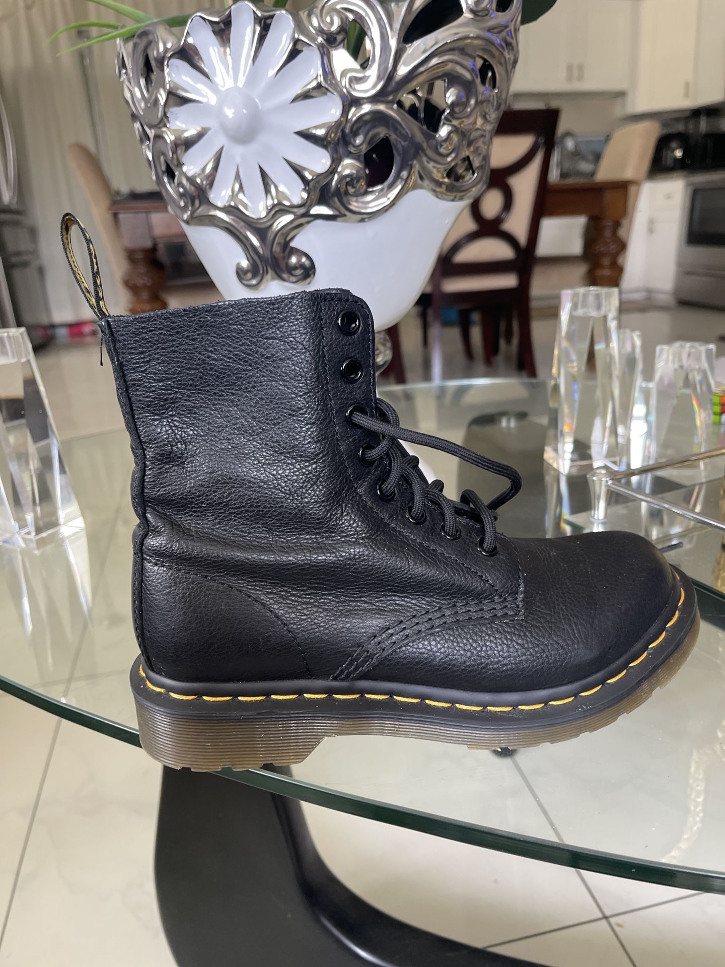 Docmarten 1460 Pascal