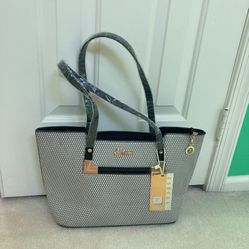 Brand New Shoulder Bag 