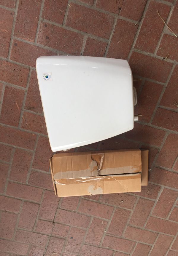 Delta ASME A112.19.2M Toilet Tank and Lid for Sale in Glendale, AZ OfferUp