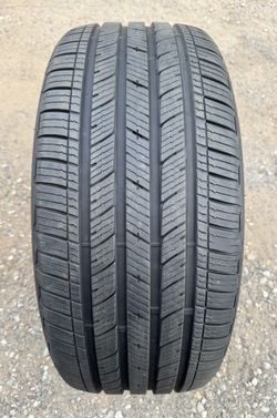 Bridgestone Runflat 275/50/20 (1) Tire