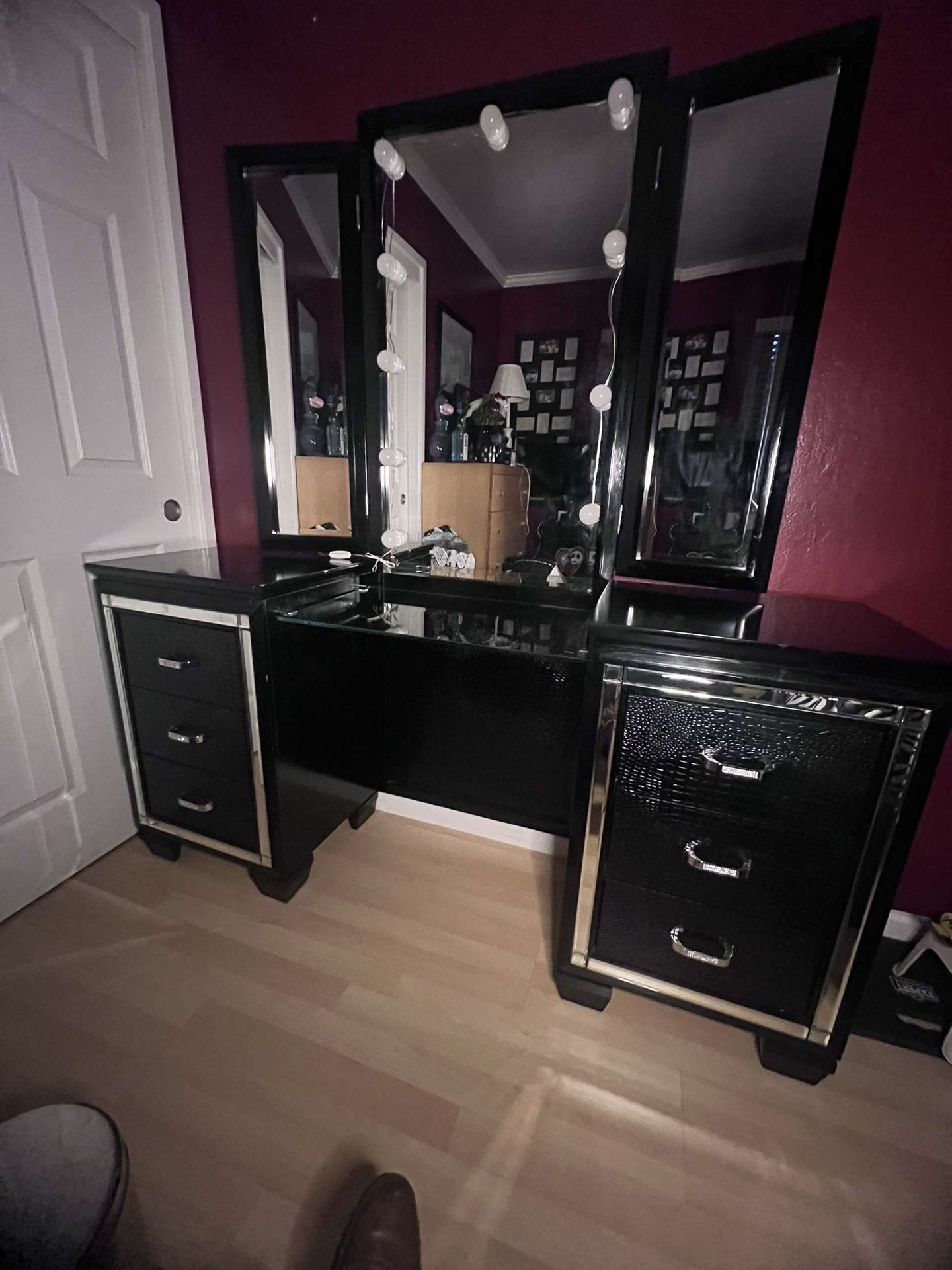 Black Makeup Vanity