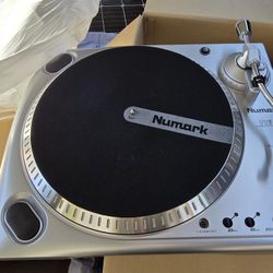 Nurmark Turntables