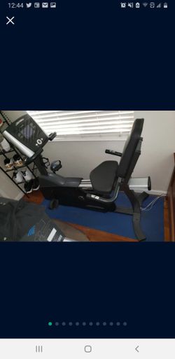 Life Fitness R1 Recumbent Exercise Bike