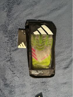 Predator goalie gloves