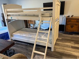 Bunk bed
