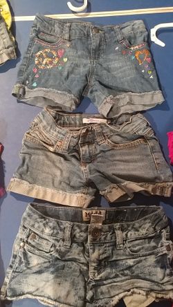 Girls size 7 Jean shorts
