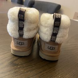 Ugg Size 8y Girl 