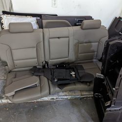 Gmc Seats Front N Back 