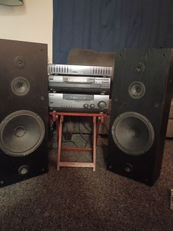 Late 90s Kenwood system with speakers