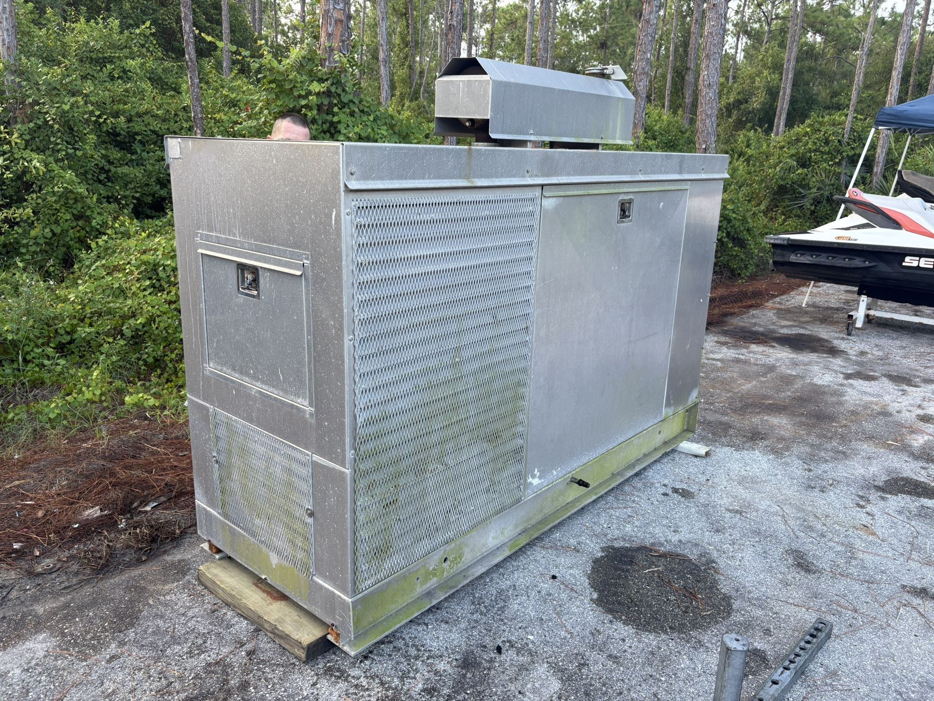 Large 85kw Generator In All Aluminum Box 