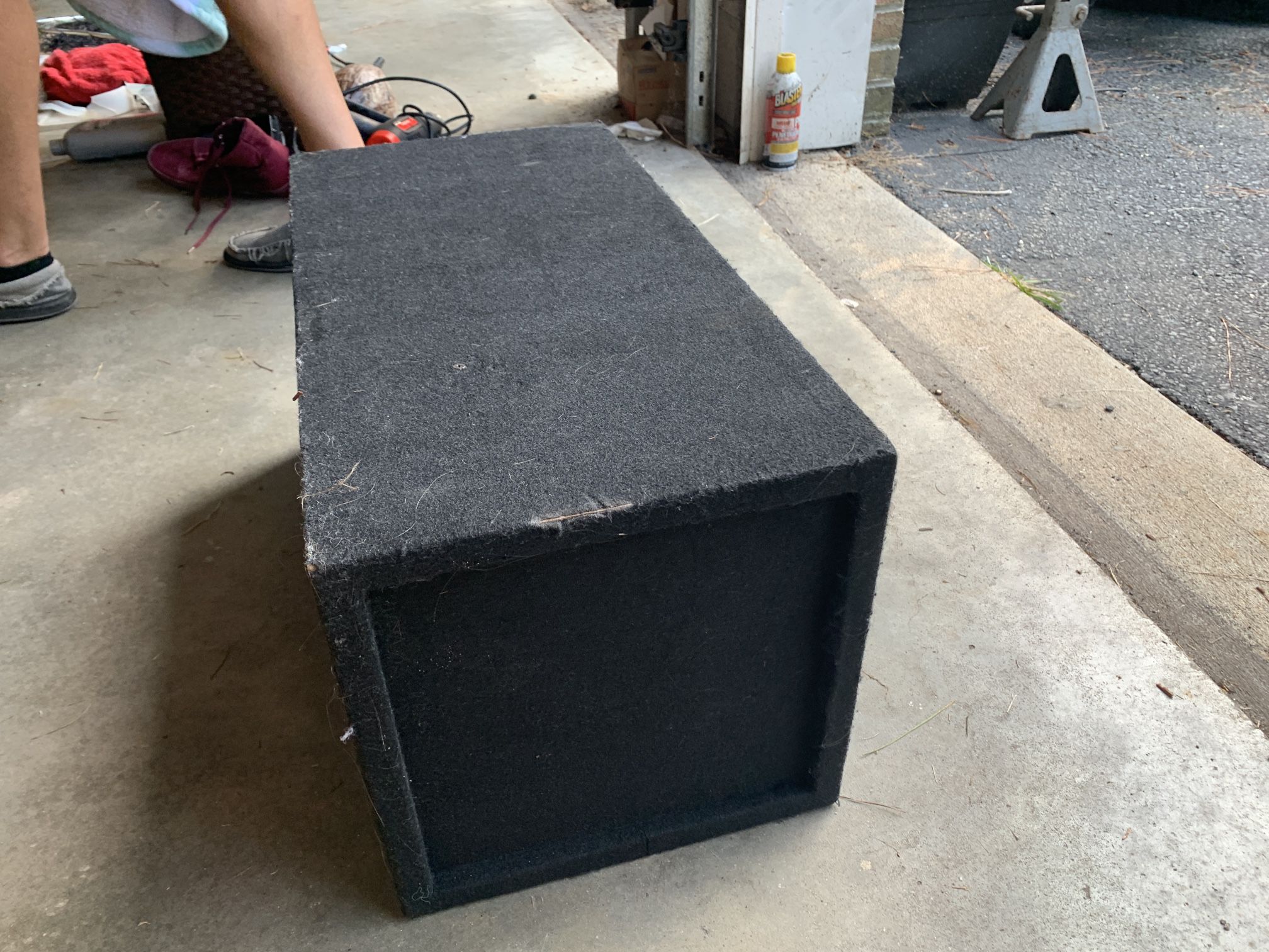 Dual 10” Sealed Subwoofer Box from Belvia 
