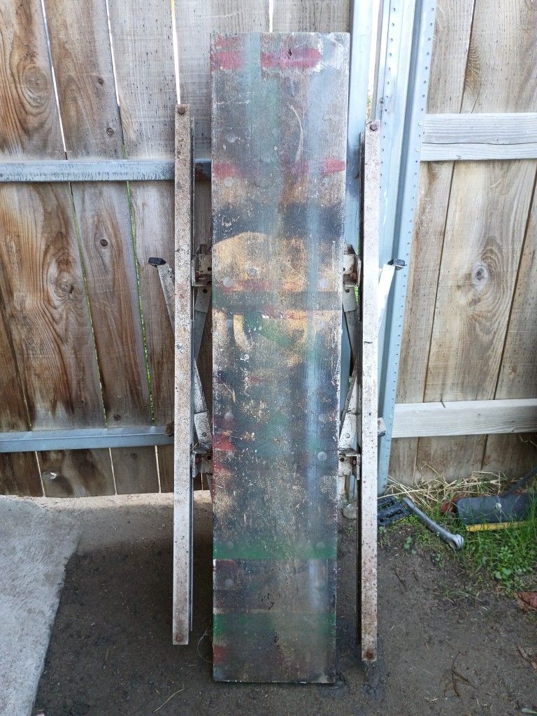 2 Ft Tall Scaffolding