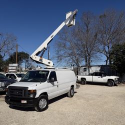 2010 Ford E-350