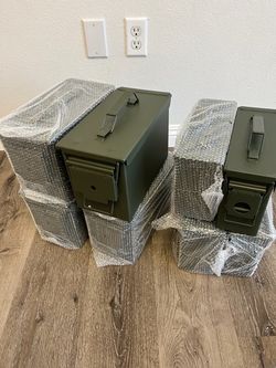 x8 ammo cans green ammunition box 4 50 cal size and 4 30 cal size