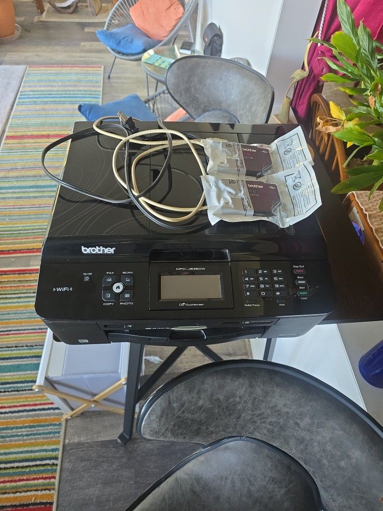 Brother MFC-J835DW + Unopened Ink