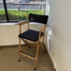 Directors Chair- Like new
