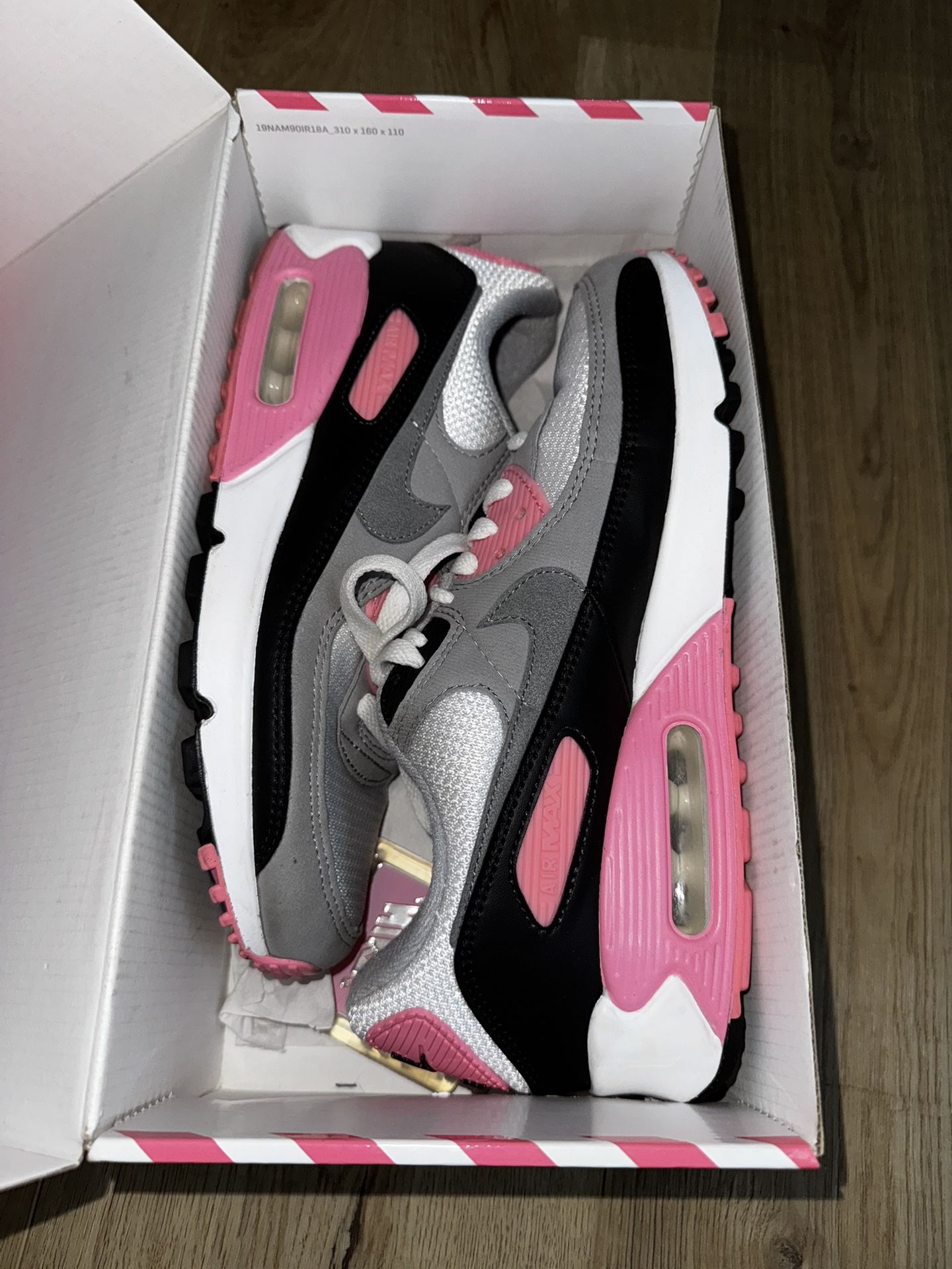 Nike (Shoes)