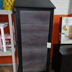 Out Door Storage Shed Also Great For When You Barbecuing Outside (New In A Box 