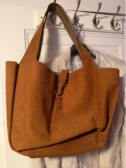 PRETTY HANDBAG