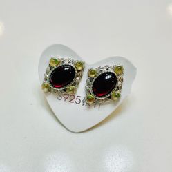 Garnet silver earrings
