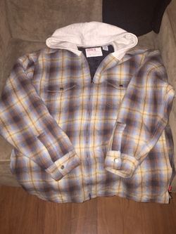 Levi's Sweater $7 Reseda
