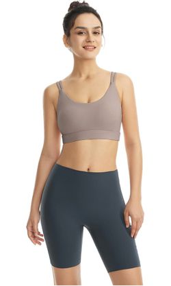 Padded Sports Bras for Women Size: M ( Grey ) for Sale in Las