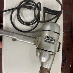 Black + Decker Heavy Duty 3/4” Drill. Needs chuck.