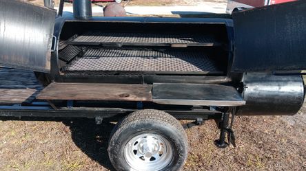 250 Gal Bbq Smoker.
