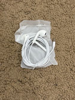 Wired Earbuds Aux-Jack Plug-In