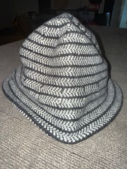 Brixton Clearview bucket beanie.