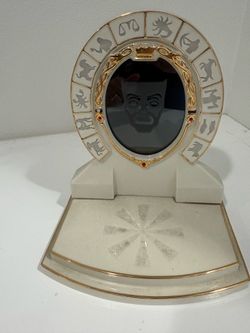 Lenox Disney Showcase Collection Snow White, The Wicked Queen's Mirror Retired