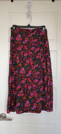 Women's floral skirt