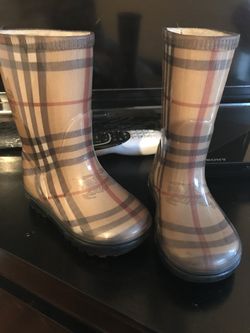 Authentic Burberry boots toddler