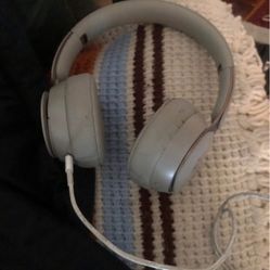Beats Headphones Solo Pro