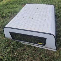 Camper shell Nissan frontier.