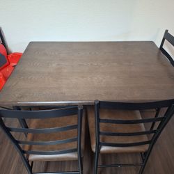 Dining Table, Coffee Table, 2 End Table And Recliner
