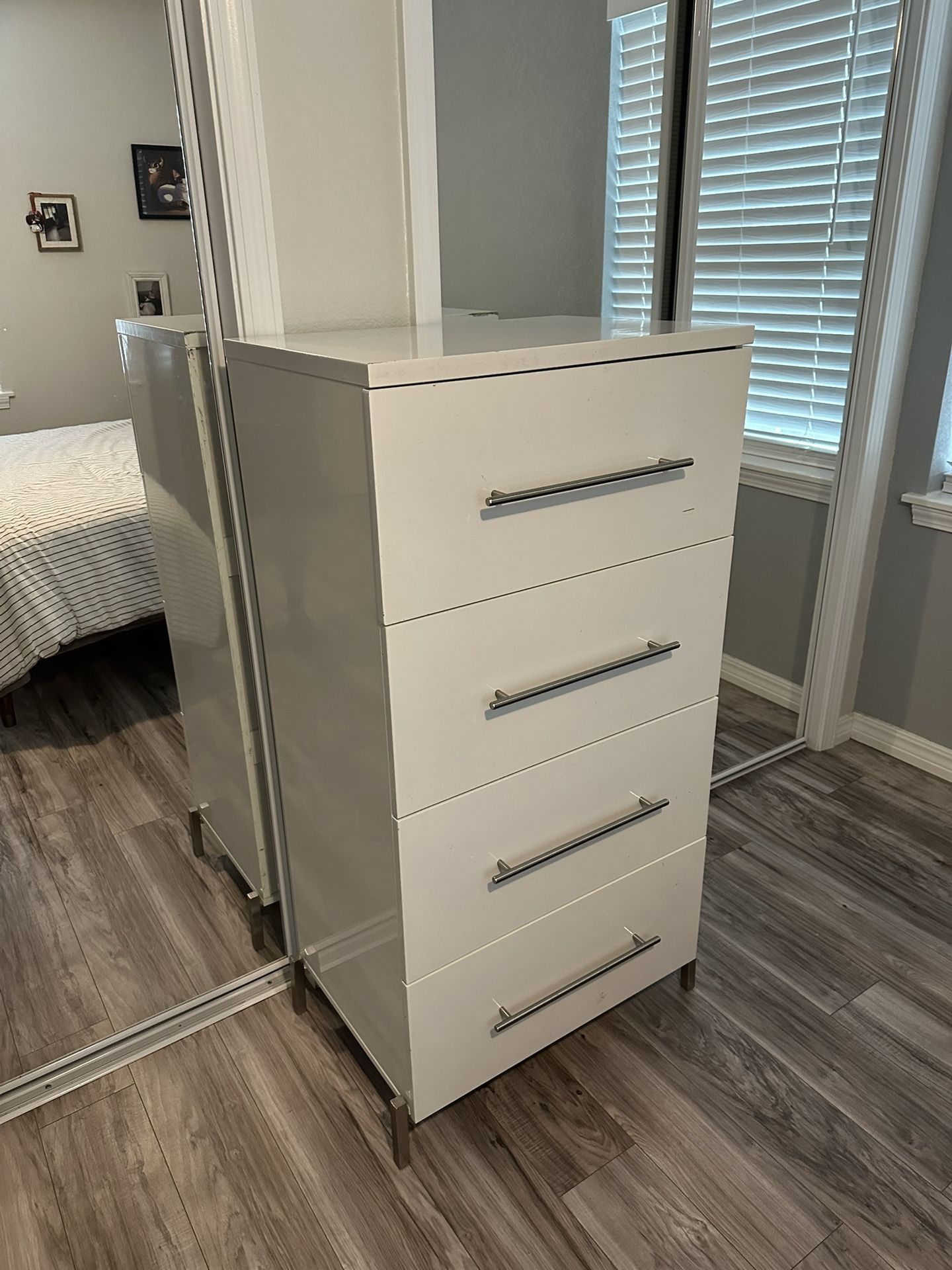 Kid’s Dresser