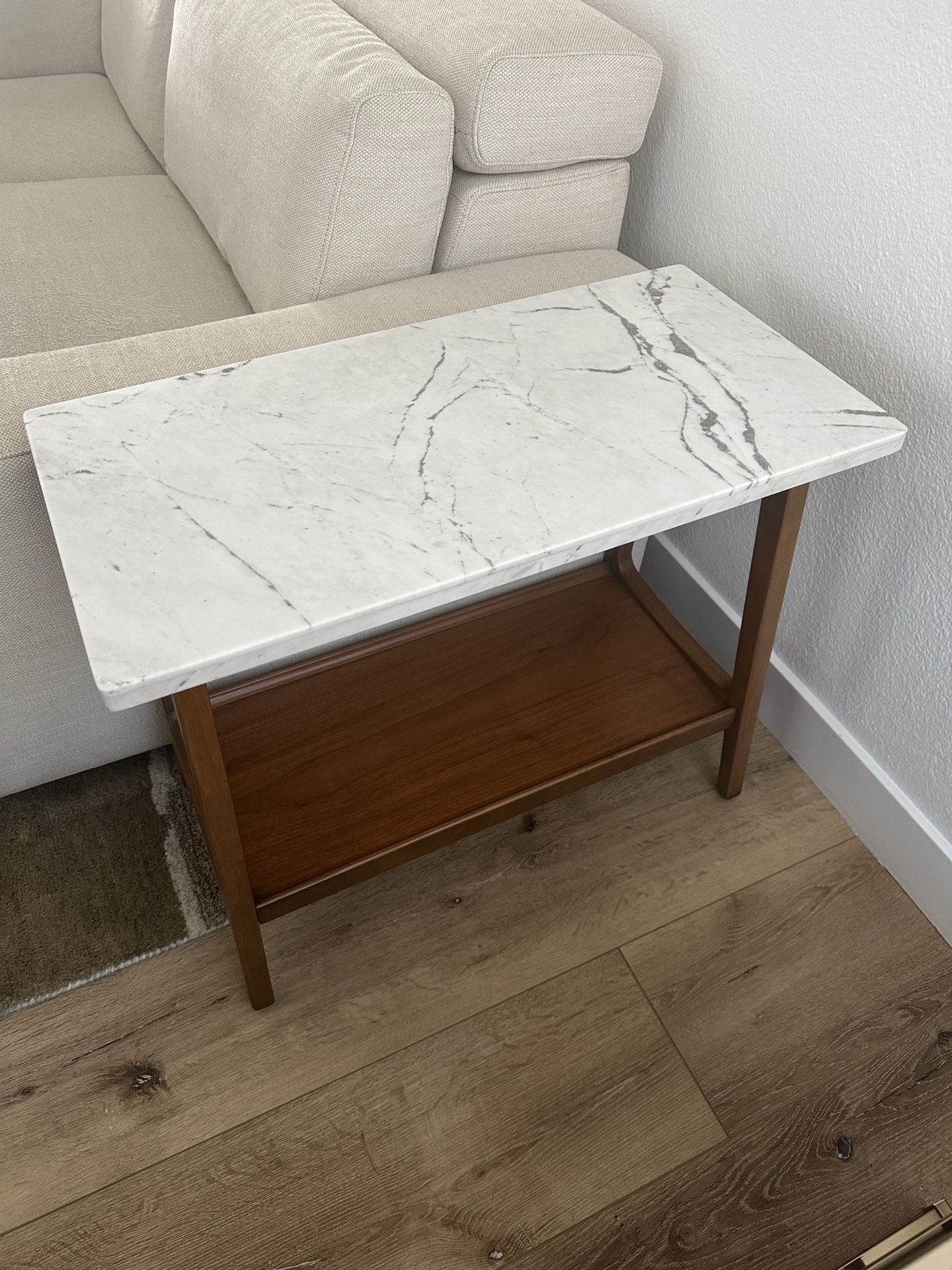 **NEW** West Elm Reeve Mid-Century Marble Side Table 28”