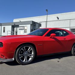 2022 CHALLENGER R/T 5.7 $29.995
