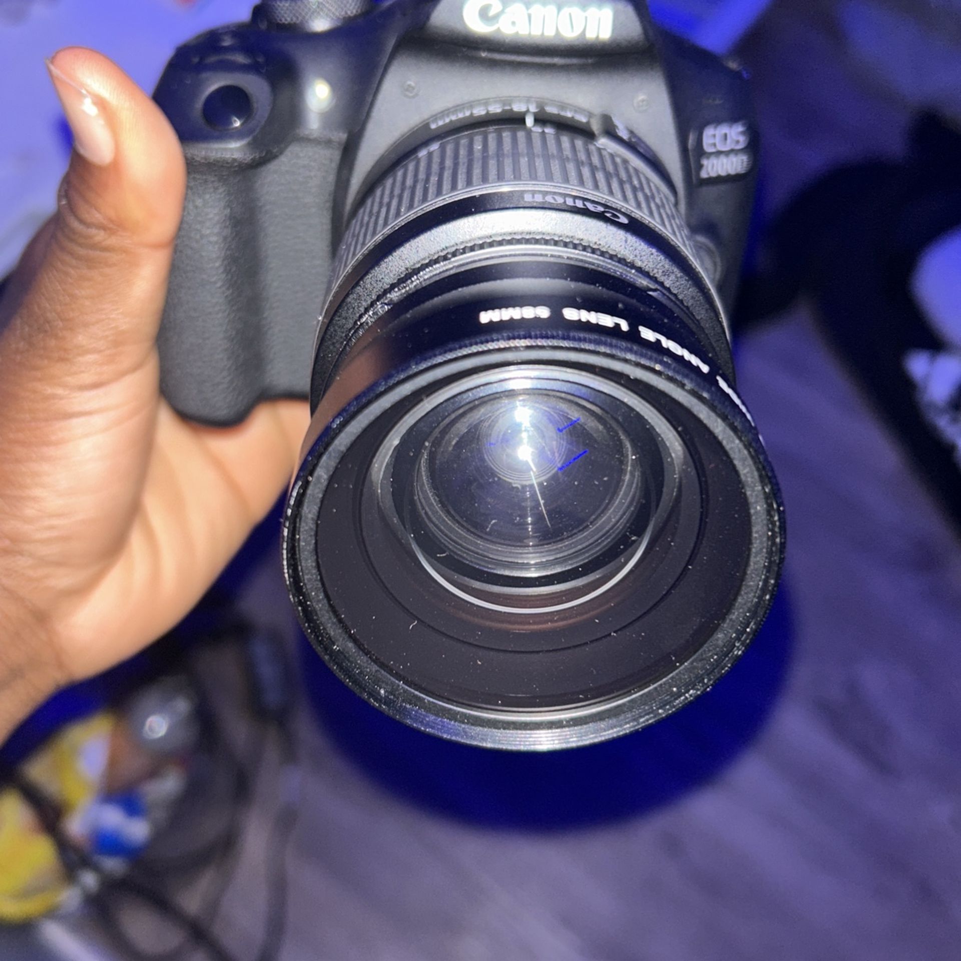 Canon Eo5 200D