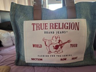 TRUE RELIGION PURSE