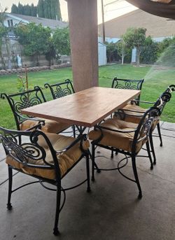 7pc patio  dining Set/outdoor dining set/outdoor Furniture/Cash Only/measurements 60x30x29