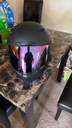 Motorcycle helmet
